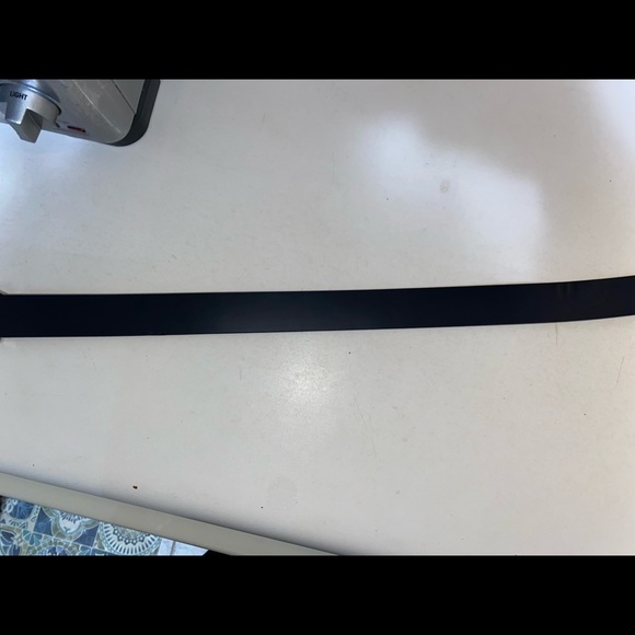Classic Louis Vuitton Belt - Picture 7 of 12